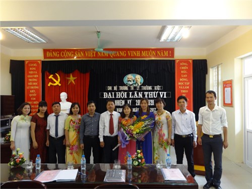 Chi bộ trường Tiểu học Lý Thường Kiệt tổ chức Đại hội Chi bộ nhiệm kì 2017 – 2020
